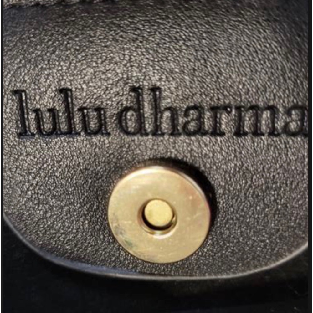 Lulu Dharma Black Vegan Leather Tote NWOT. Excellent Condition.🖤 - Picture 3 of 6